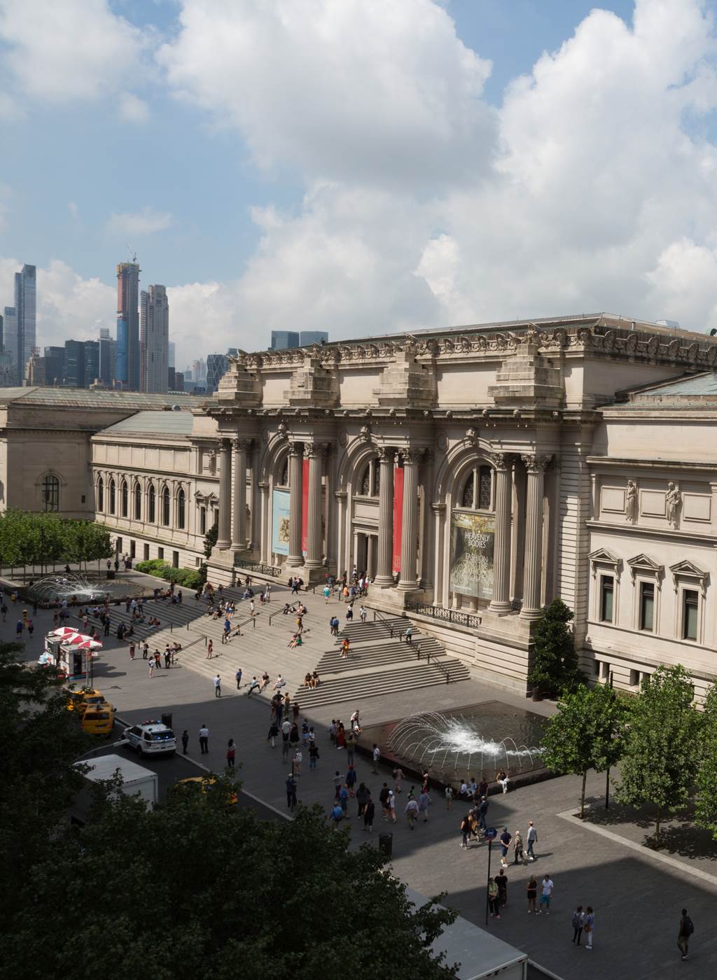 The Metropolitan Museum of Art at 1000 5th Ave
